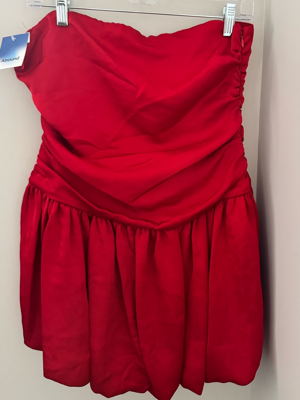 NWT Strapless Red Bubble Hem Dress